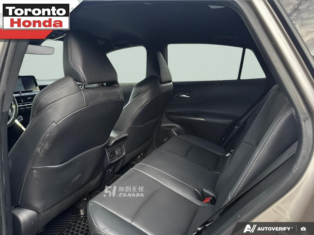 2022 Toyota Venza view 9