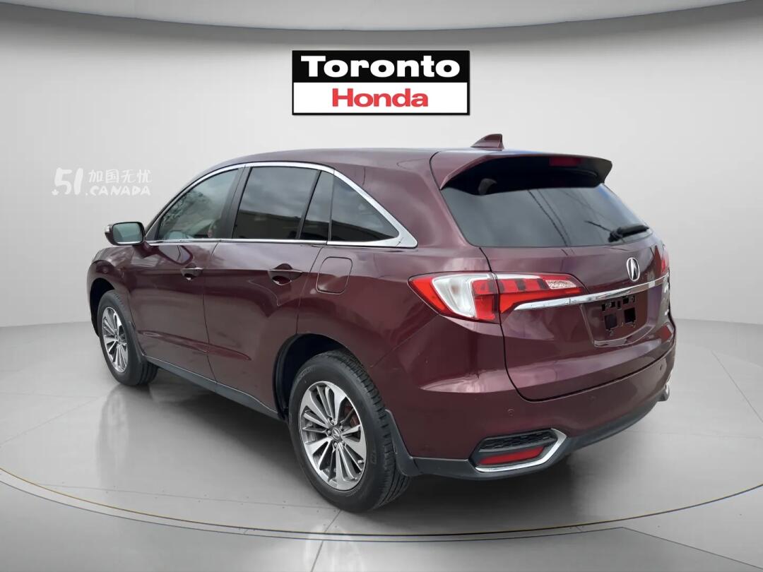 2018 Acura RDX view 4
