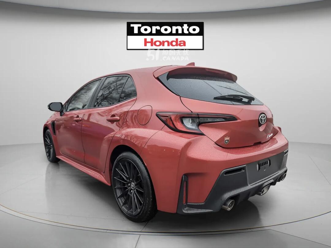 2023 Toyota Corolla view 4