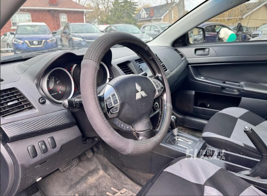 2014 Mitsubishi Lancer view 6
