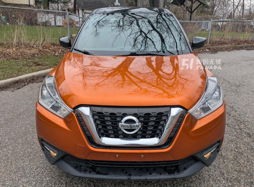 2018 Nissan Kicks view 2