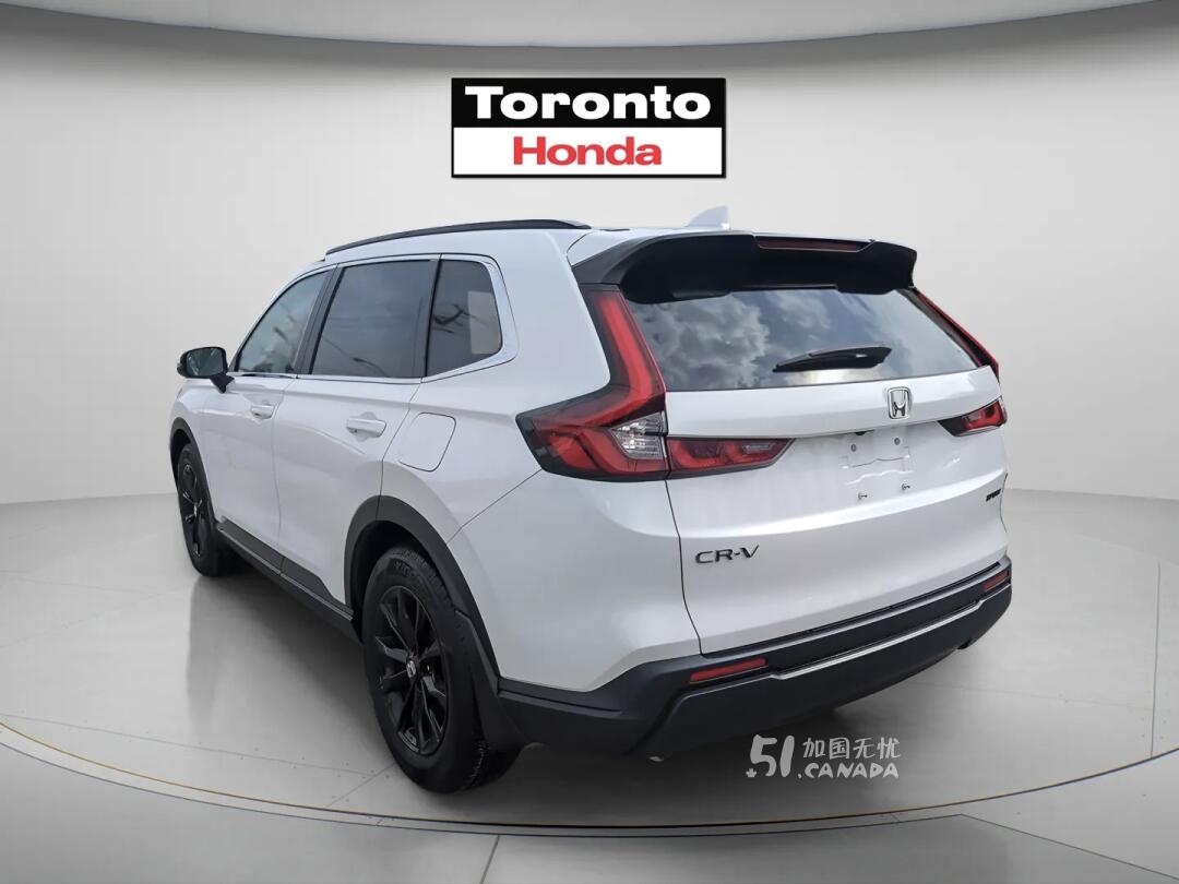 2024 Honda CR-V view 3