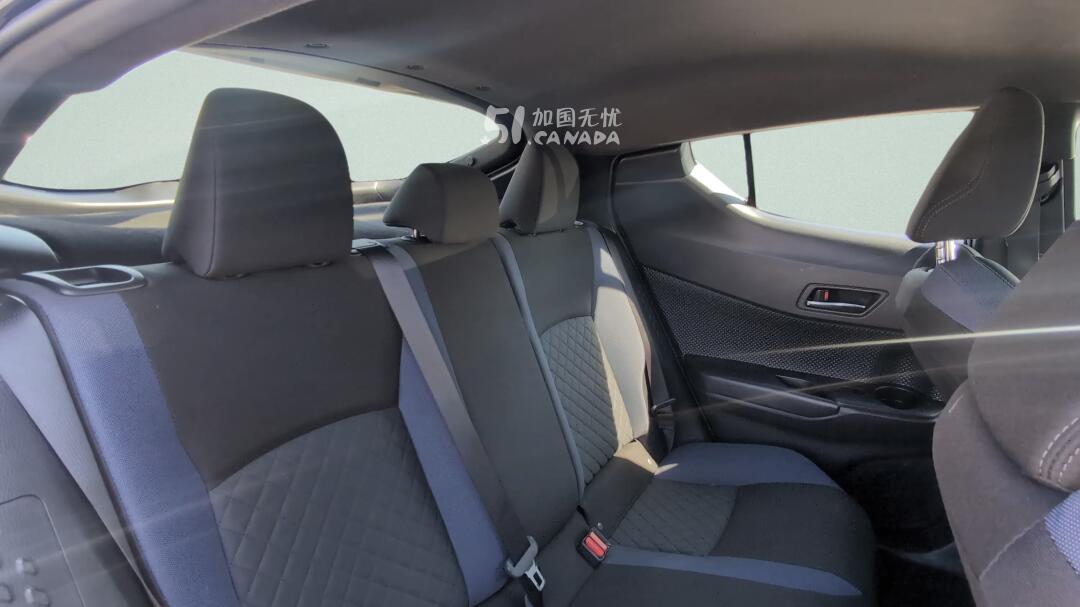 2021 Toyota C-HR view 7