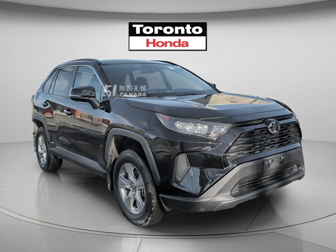2025 Toyota RAV 4 view 2