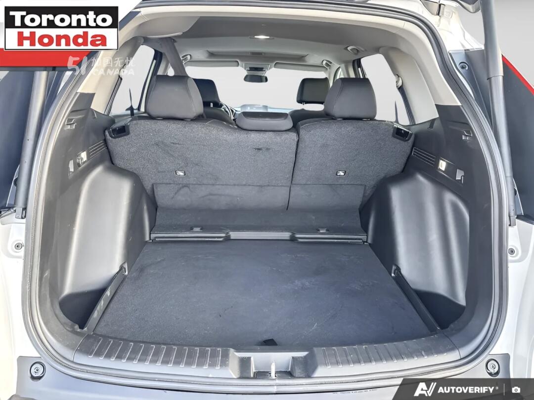 2025 Honda CR-V view 10