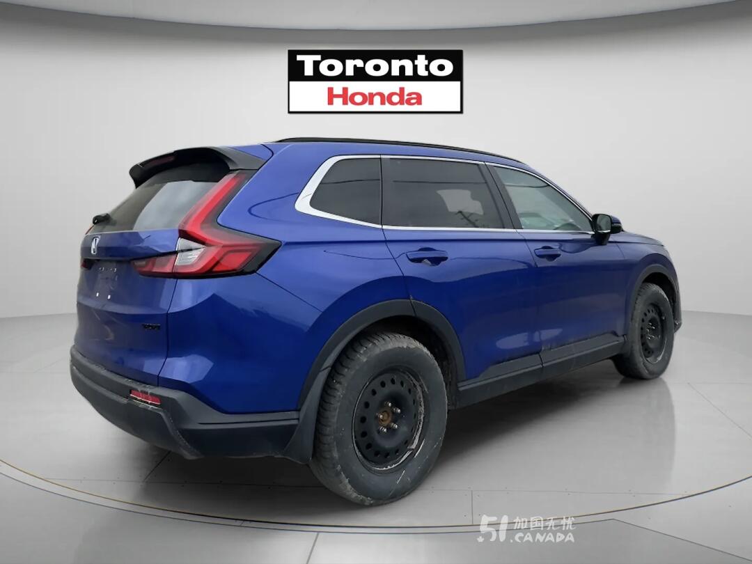 2024 Honda CR-V view 4