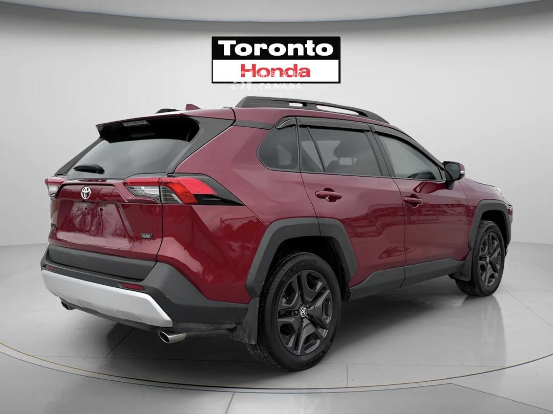 2022 Toyota RAV 4 view 3
