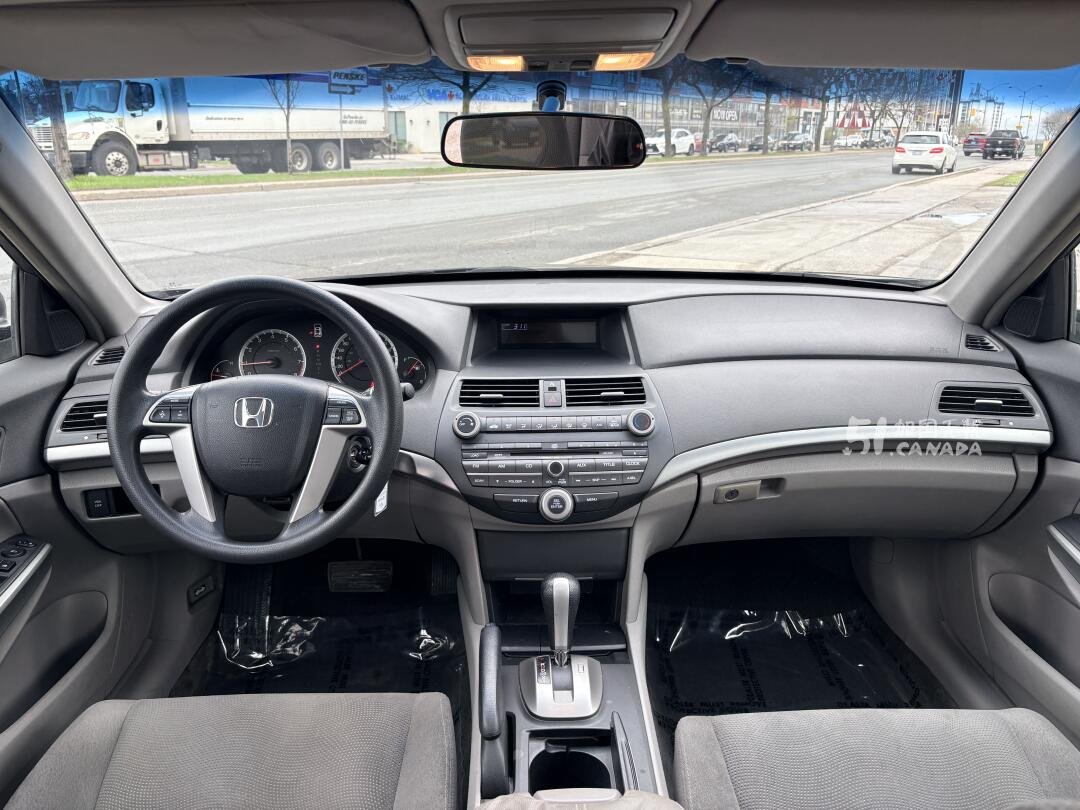 2009 Honda Accord view 7