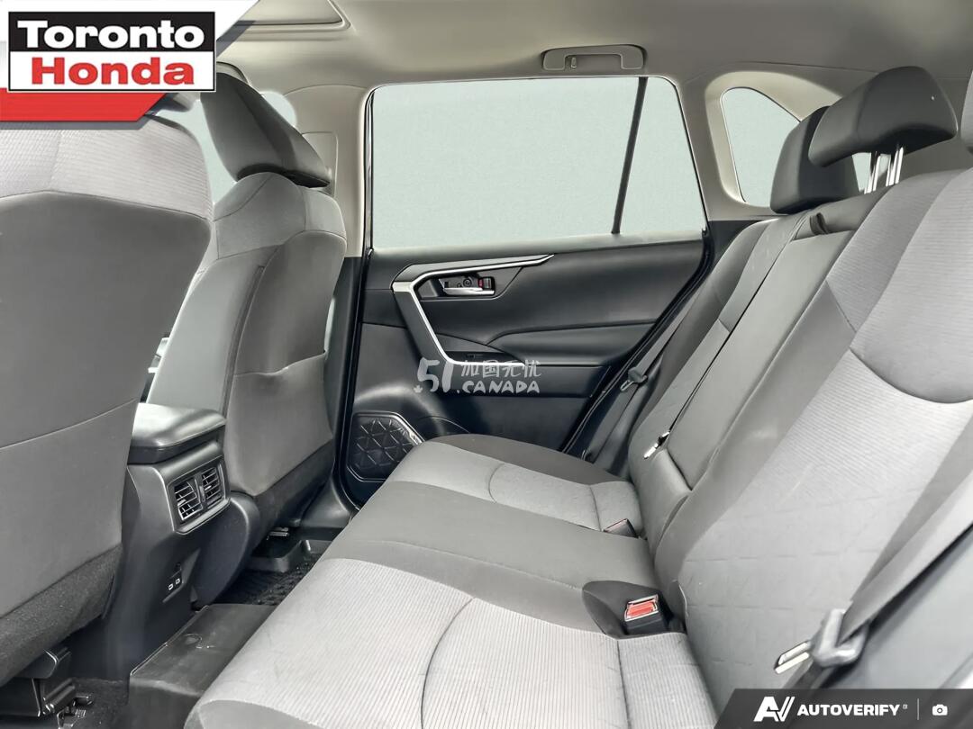 2025 Toyota RAV 4 view 9