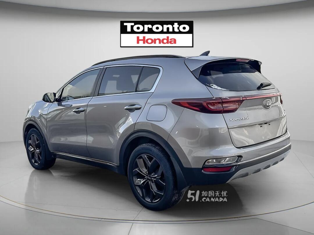 2022 Kia Sportage view 4