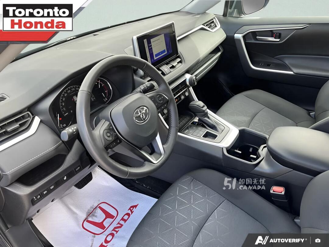 2025 Toyota RAV 4 view 8