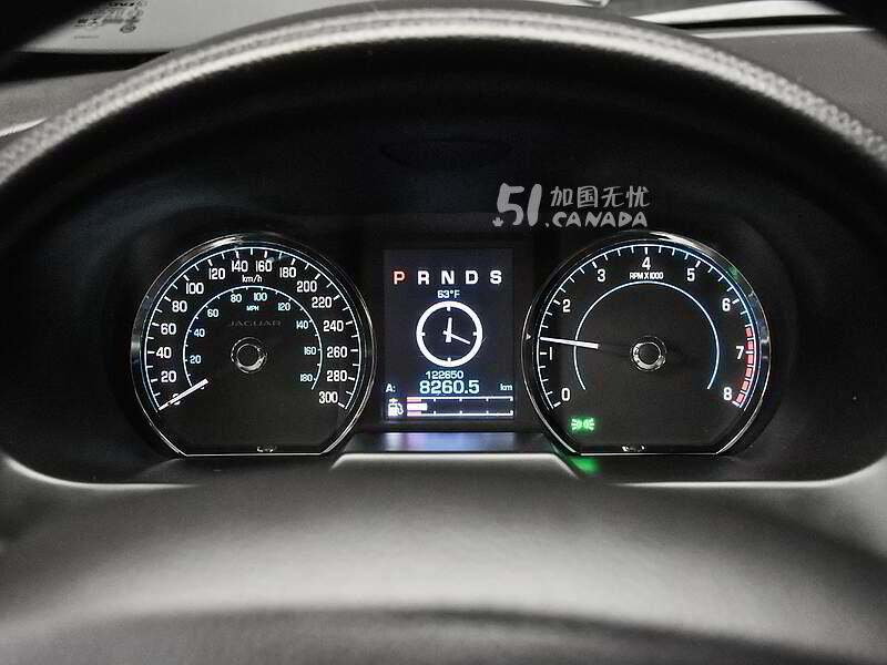 2014 Jaguar XF view 8