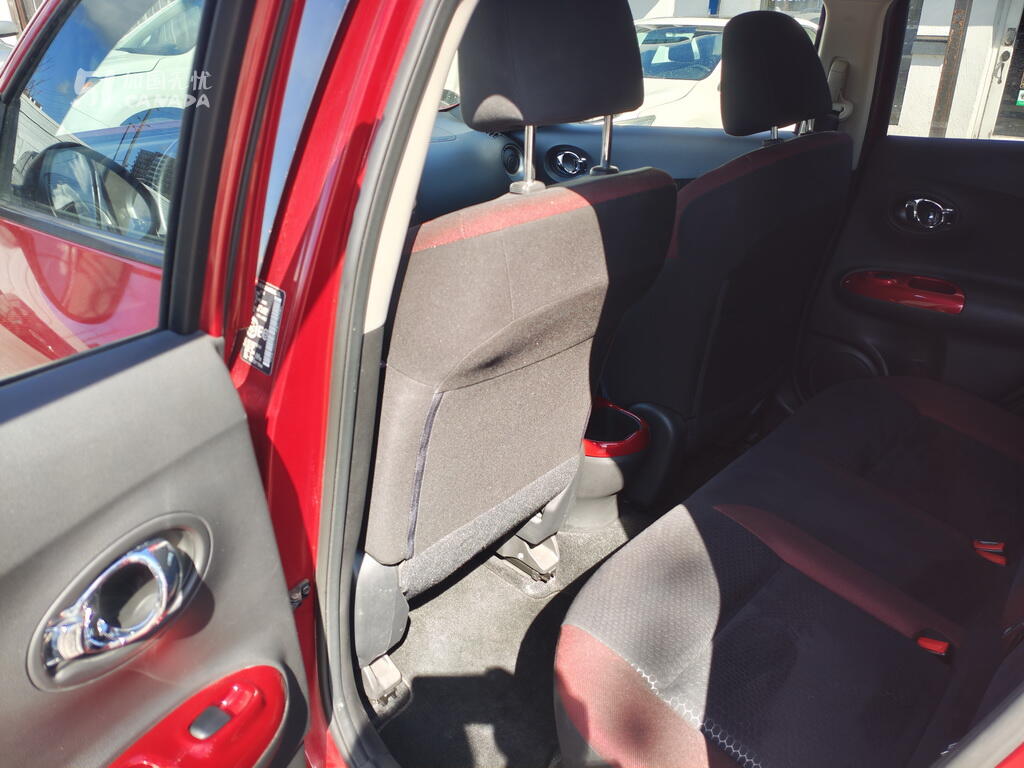 2014 Nissan Juke view 8