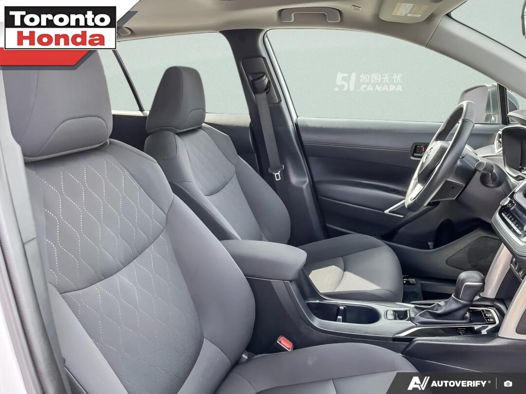 2025 Toyota Corolla view 5