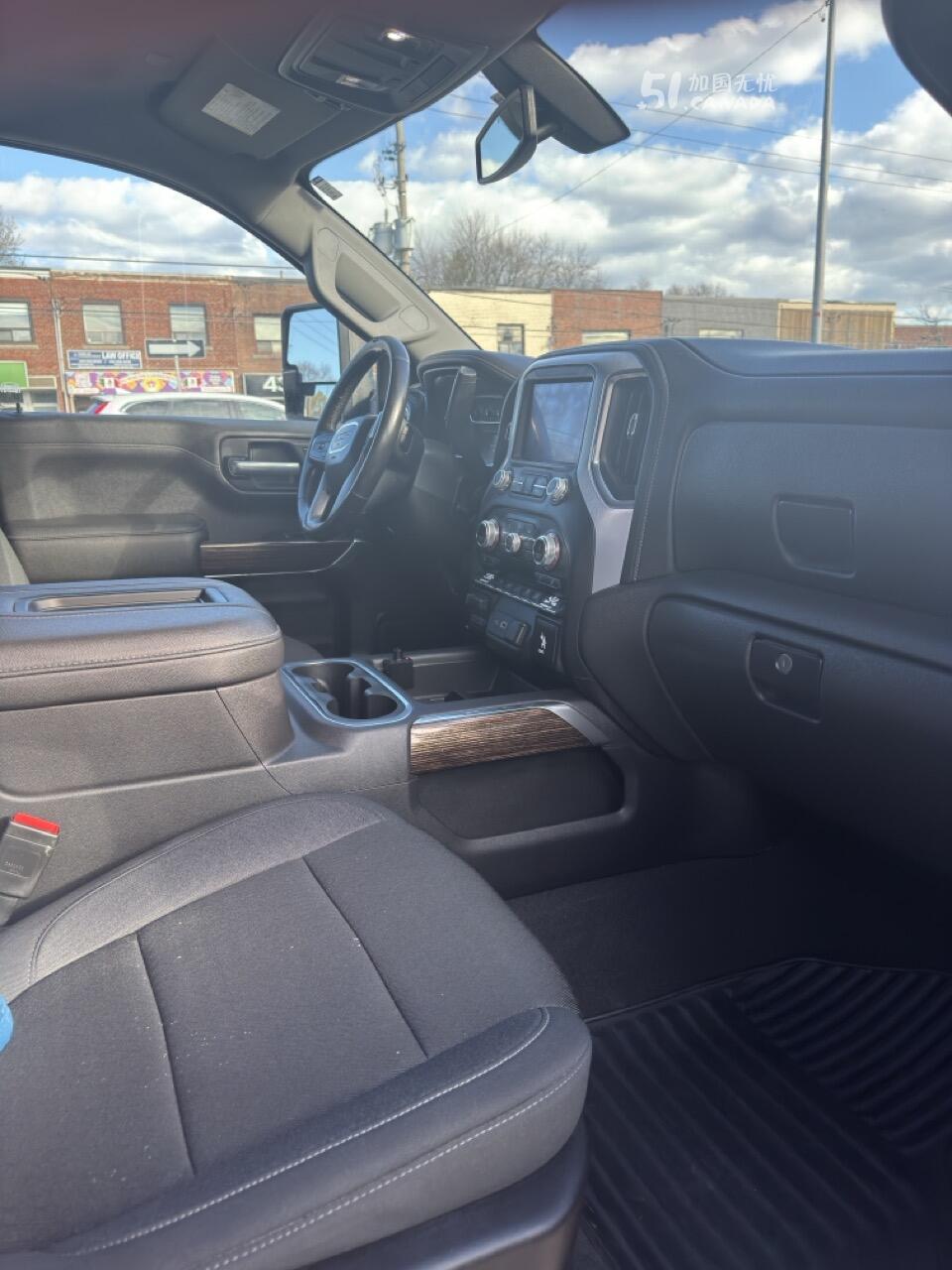 2021 GMC Sierra 1500 view 5