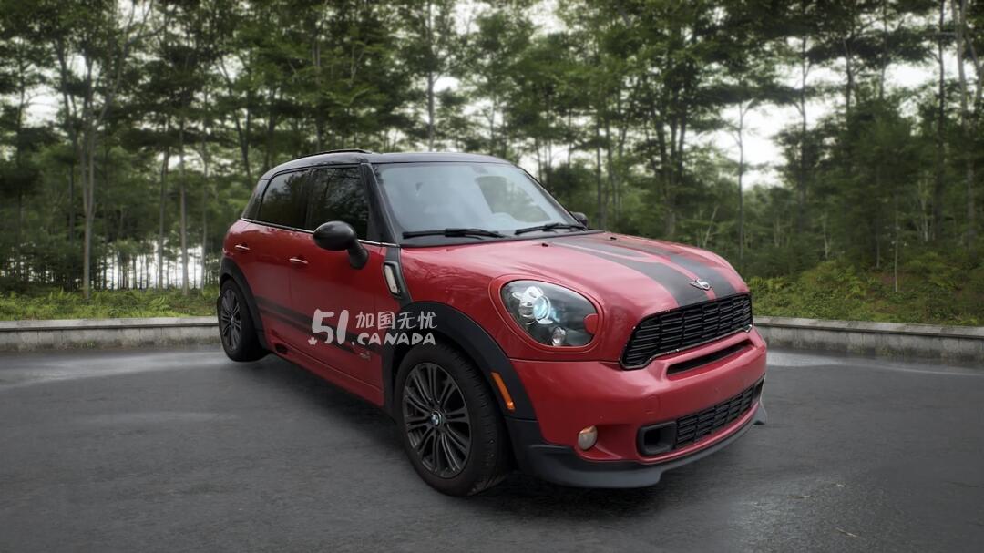 2014 MINI Cooper Countryman view 2