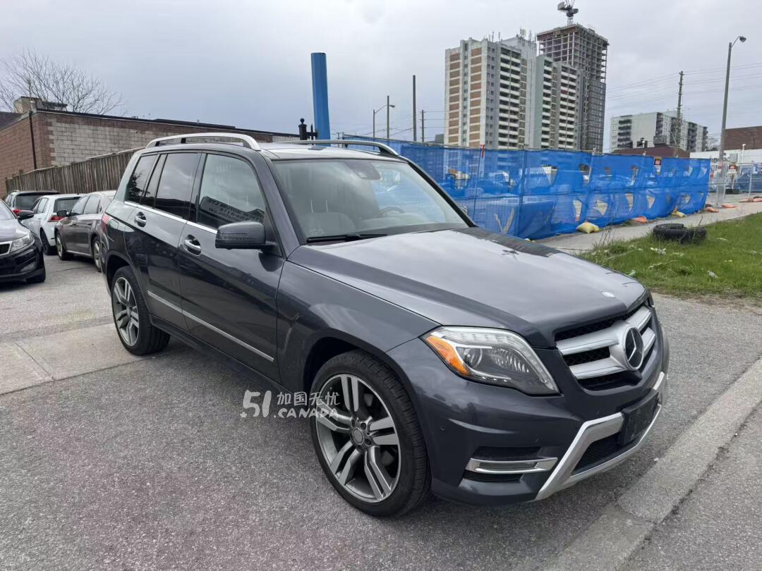 2015 Mercedes-Benz GLK view 3