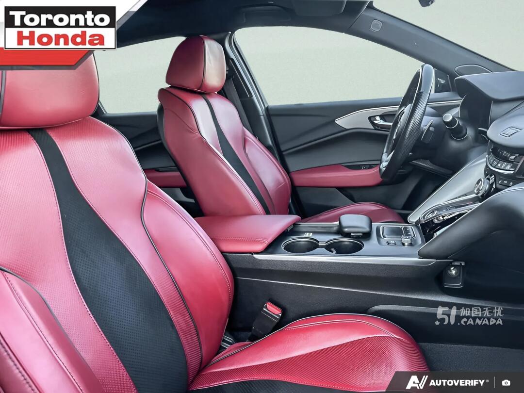 2023 Acura TLX view 7