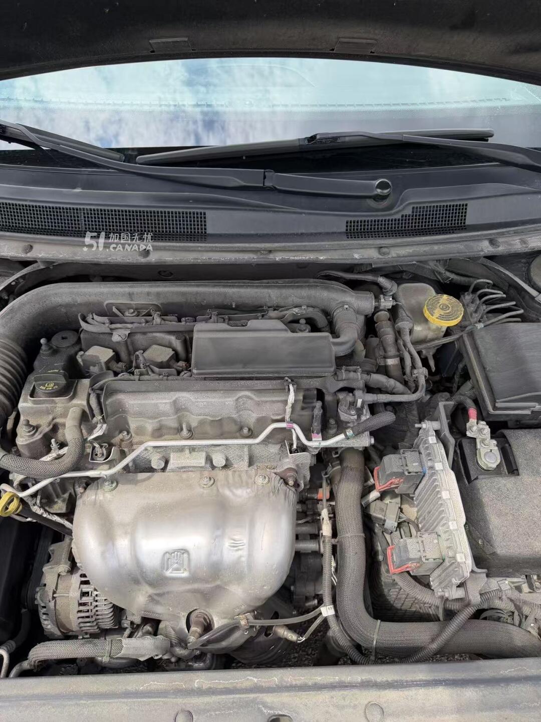 2015 Chrysler 200 view 3