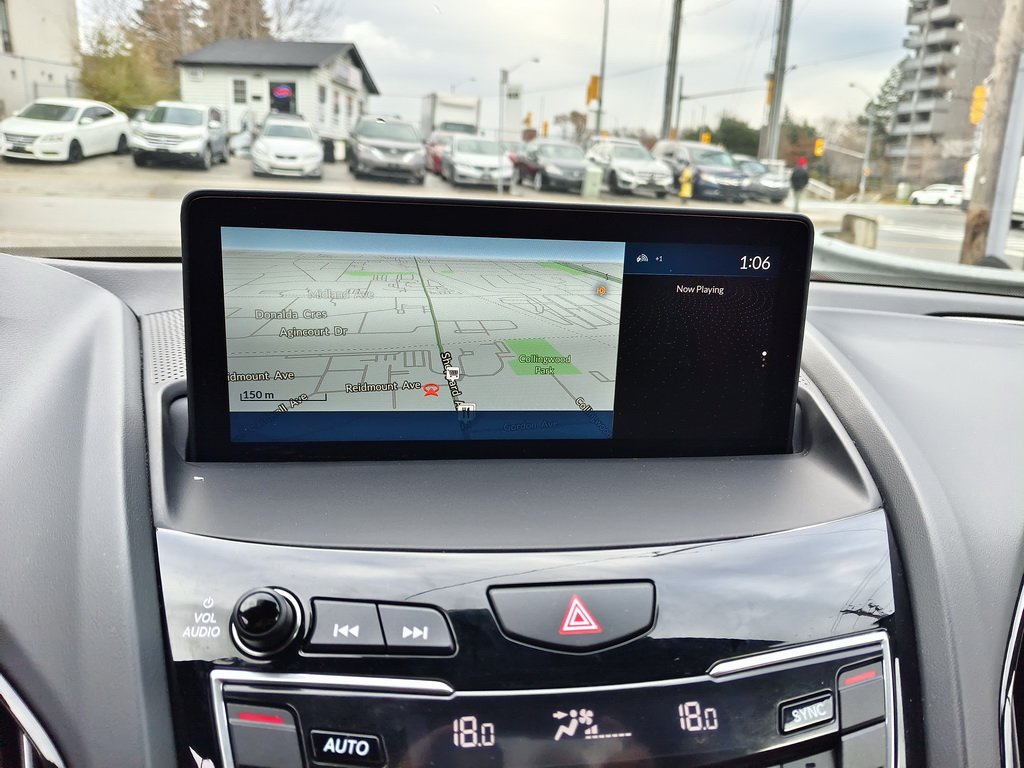 2023 Acura RDX view 4
