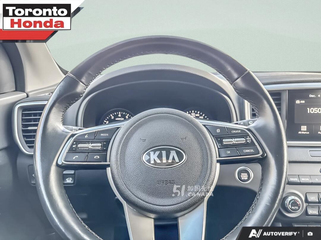 2022 Kia Sportage view 6