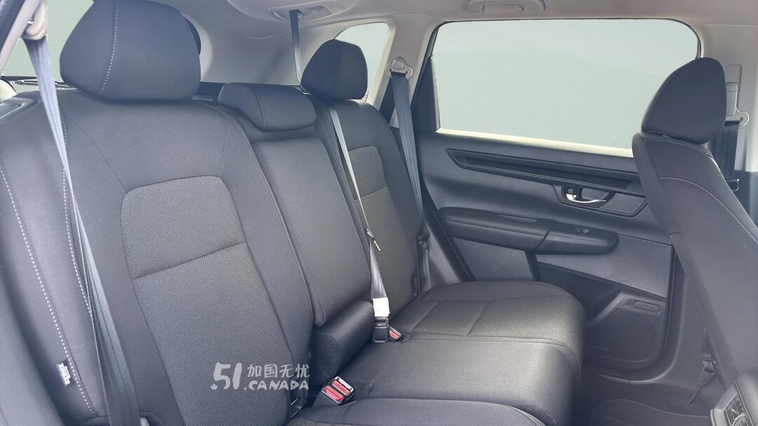 2025 Honda CR-V view 8