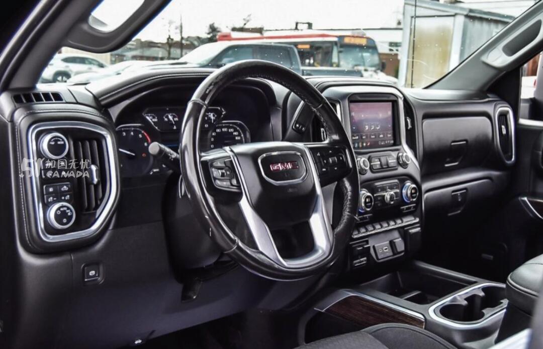 2020 GMC Sierra 1500 view 9