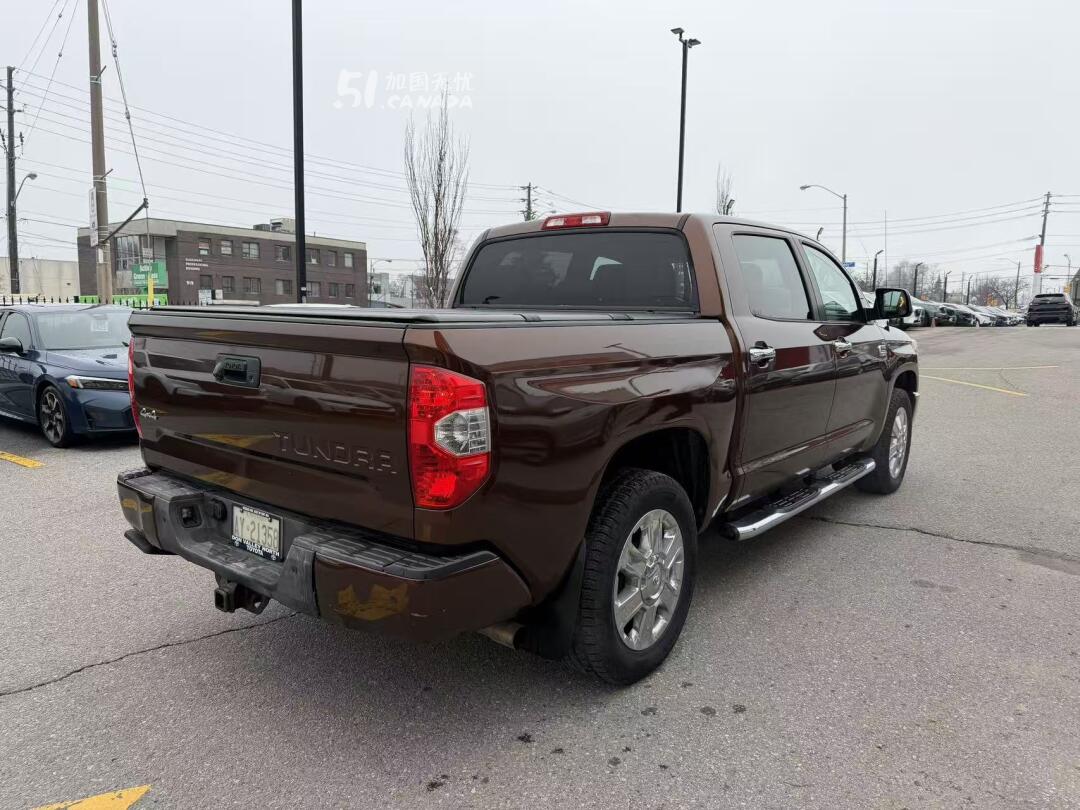2015 Toyota Tundra view 6