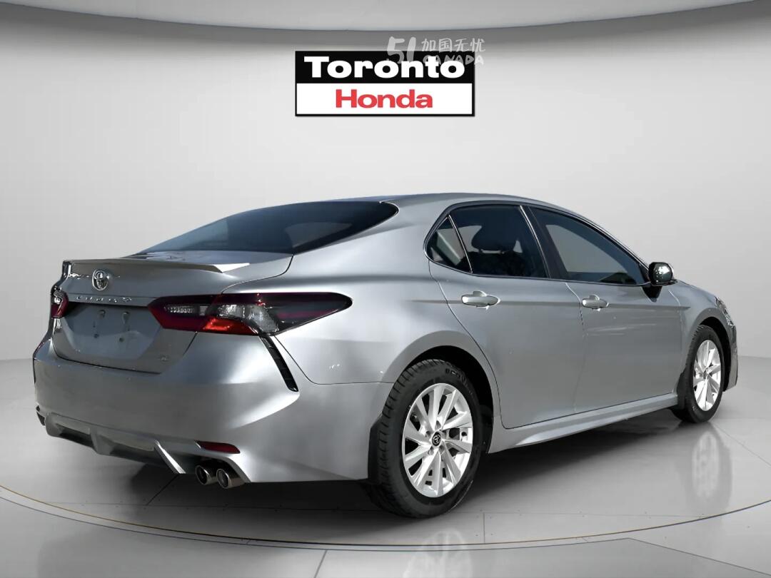 2024 Toyota Camry view 4
