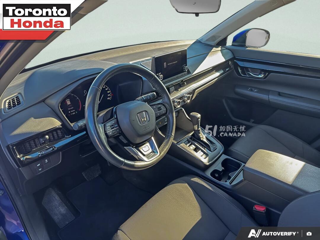 2025 Honda CR-V view 7