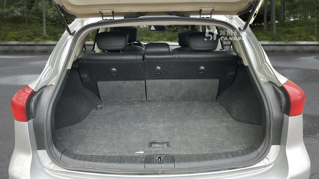 2013 Infiniti EX37 view 9