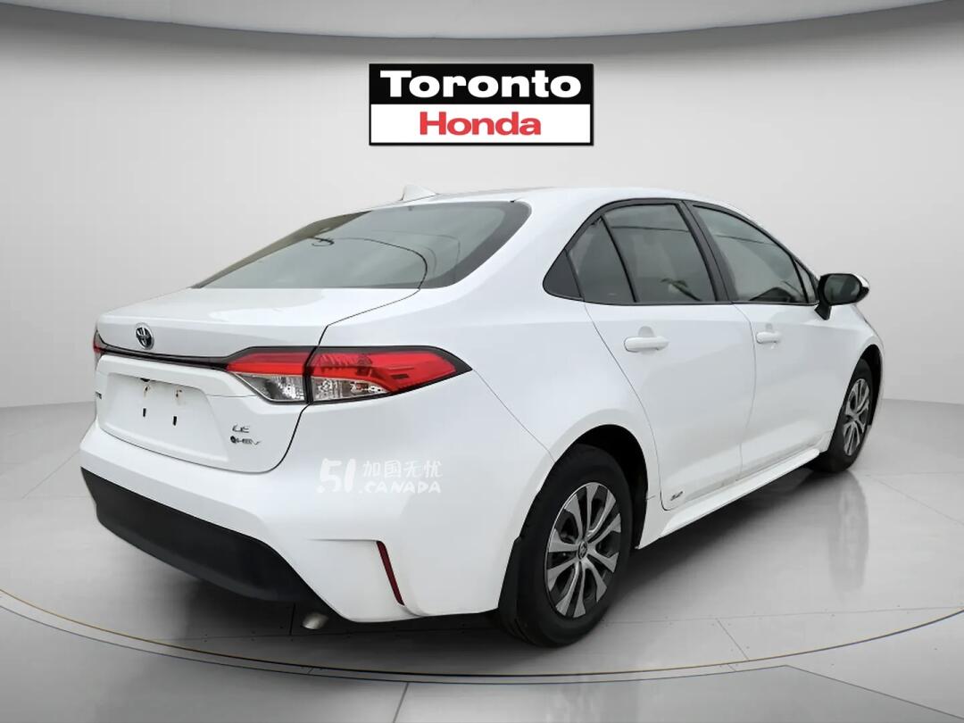 2025 Toyota Corolla view 4