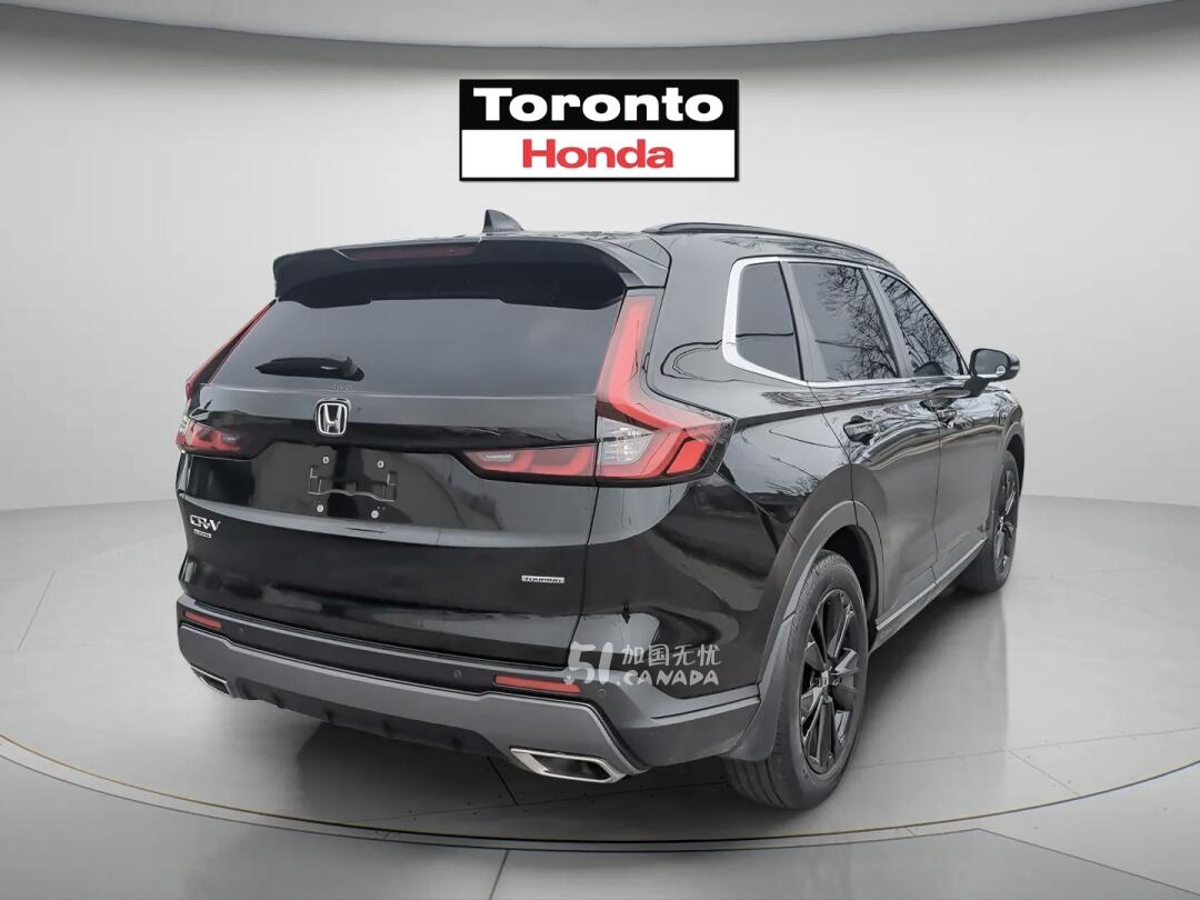2024 Honda CR-V view 3
