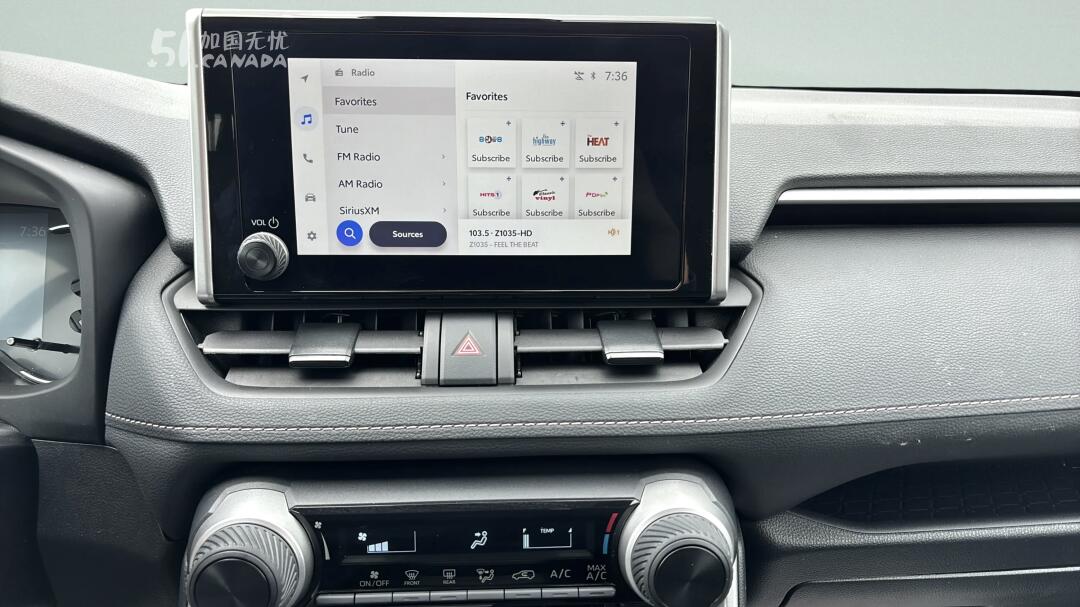 2025 Toyota RAV 4 view 7