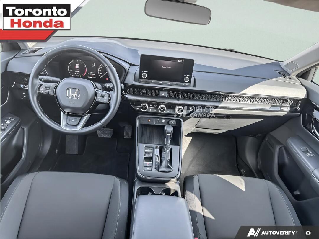 2025 Honda CR-V view 7