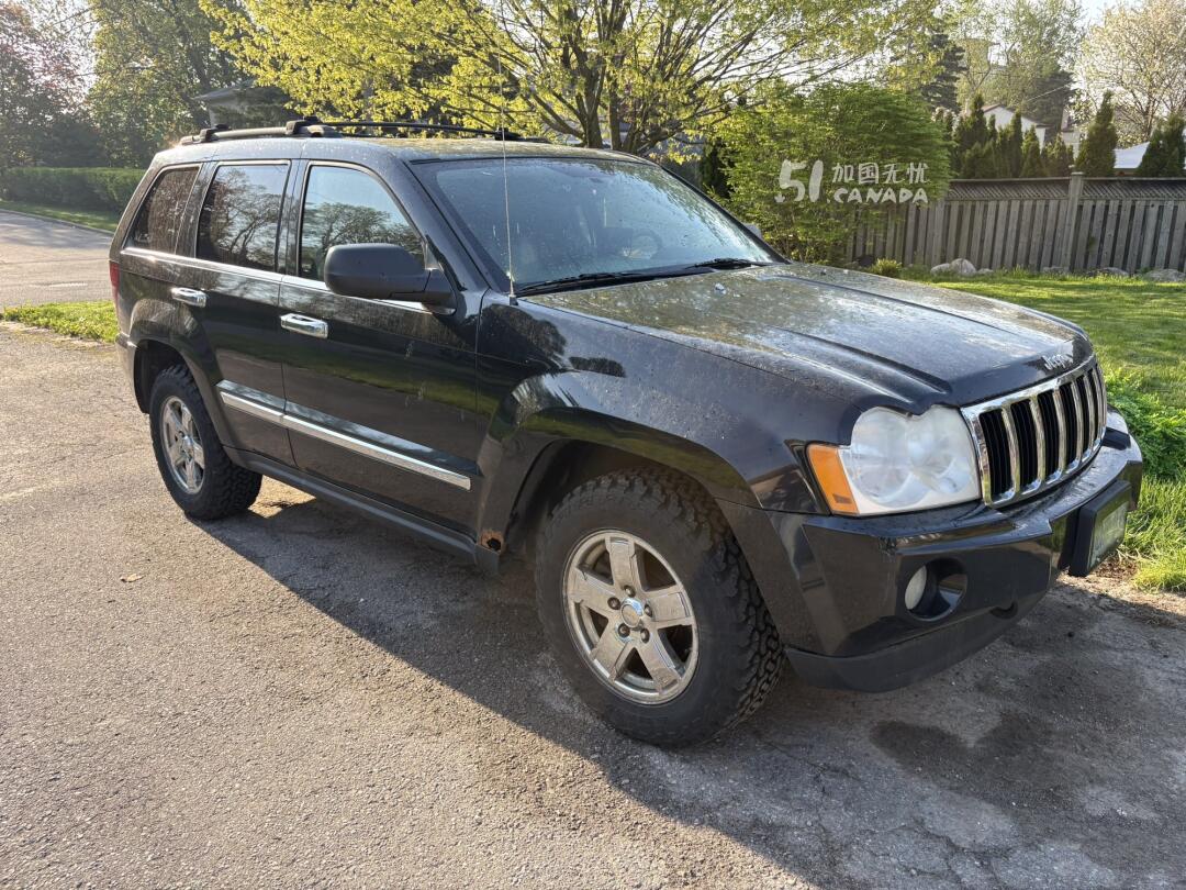 2005 Jeep Grand Cherokee view 3