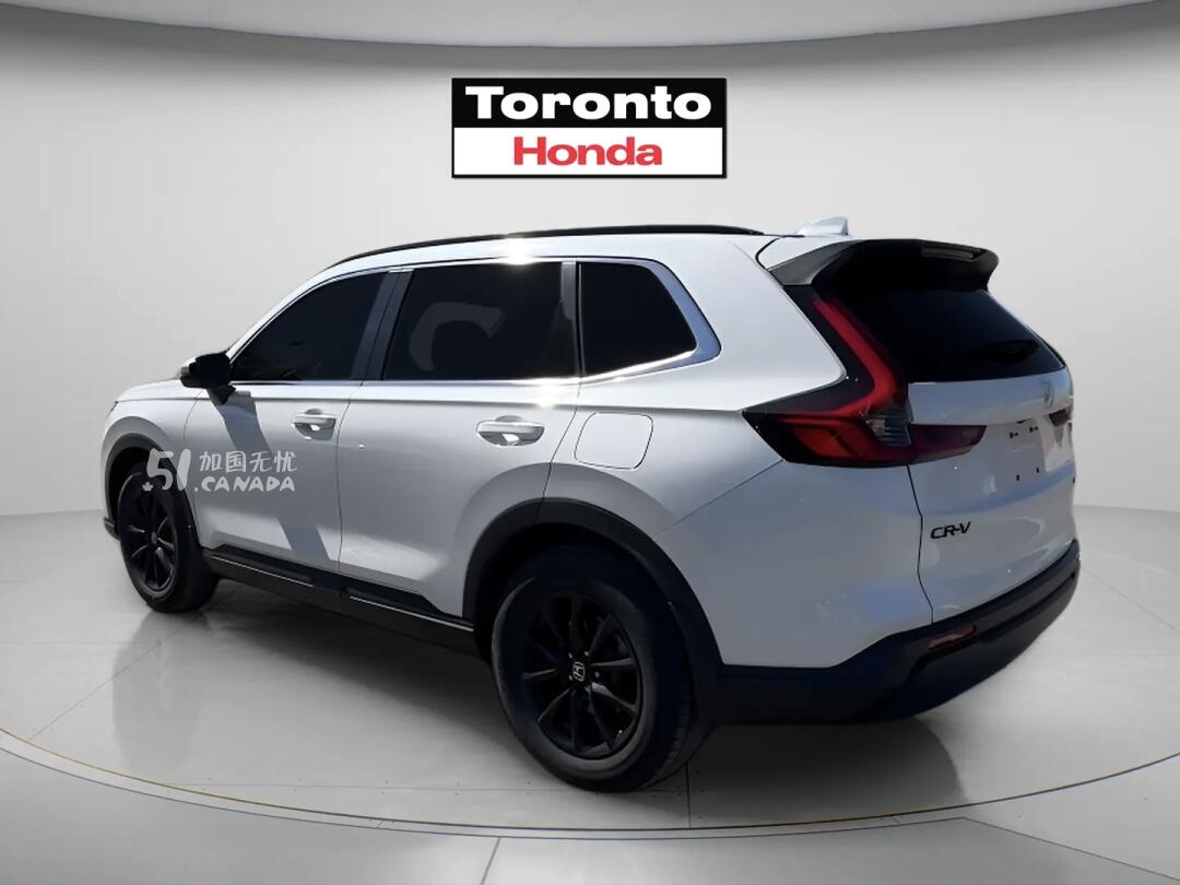 2026 Honda CR-V view 4