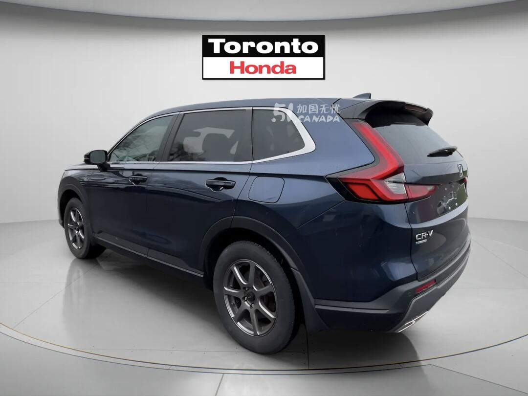 2024 Honda CR-V view 3