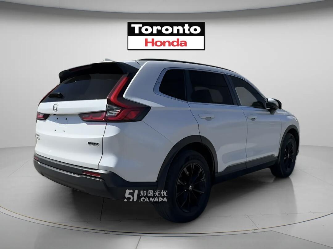 2025 Honda CR-V view 3