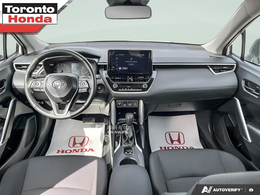 2025 Toyota Corolla view 7