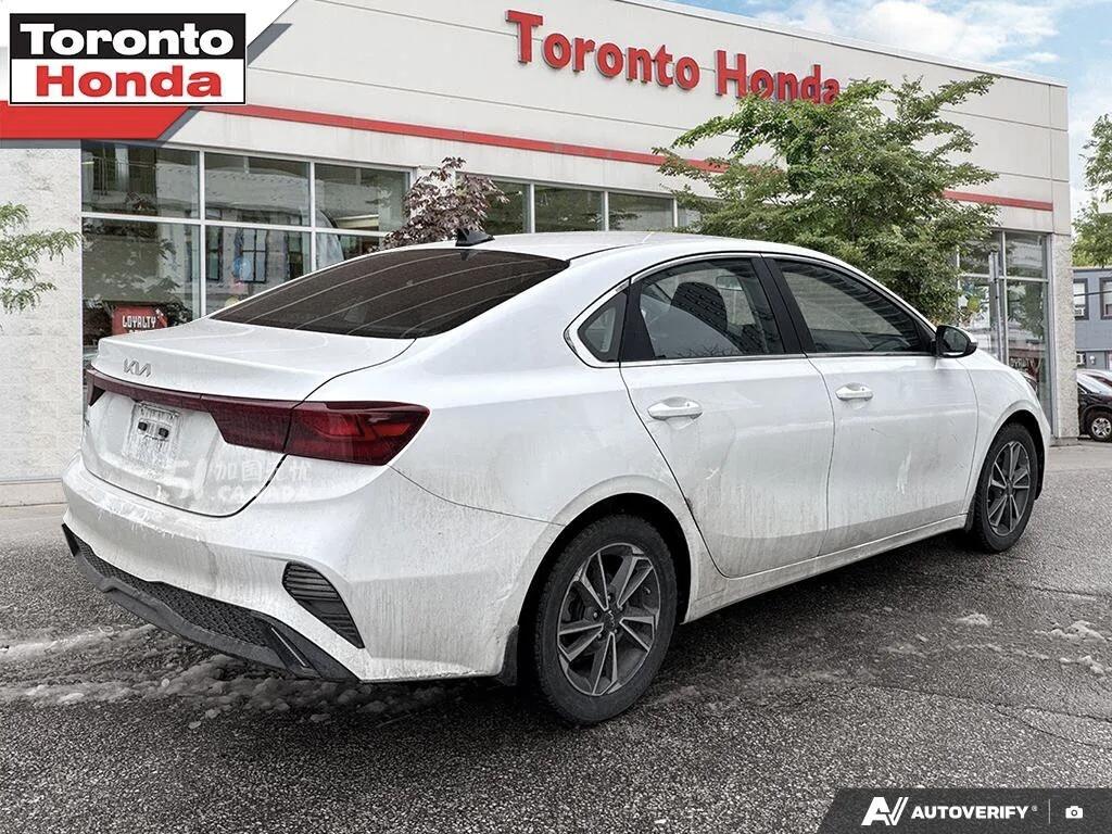 2022 Kia Forte view 3