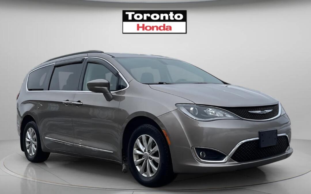 [集市好物]2017 Chrysler Pacifica