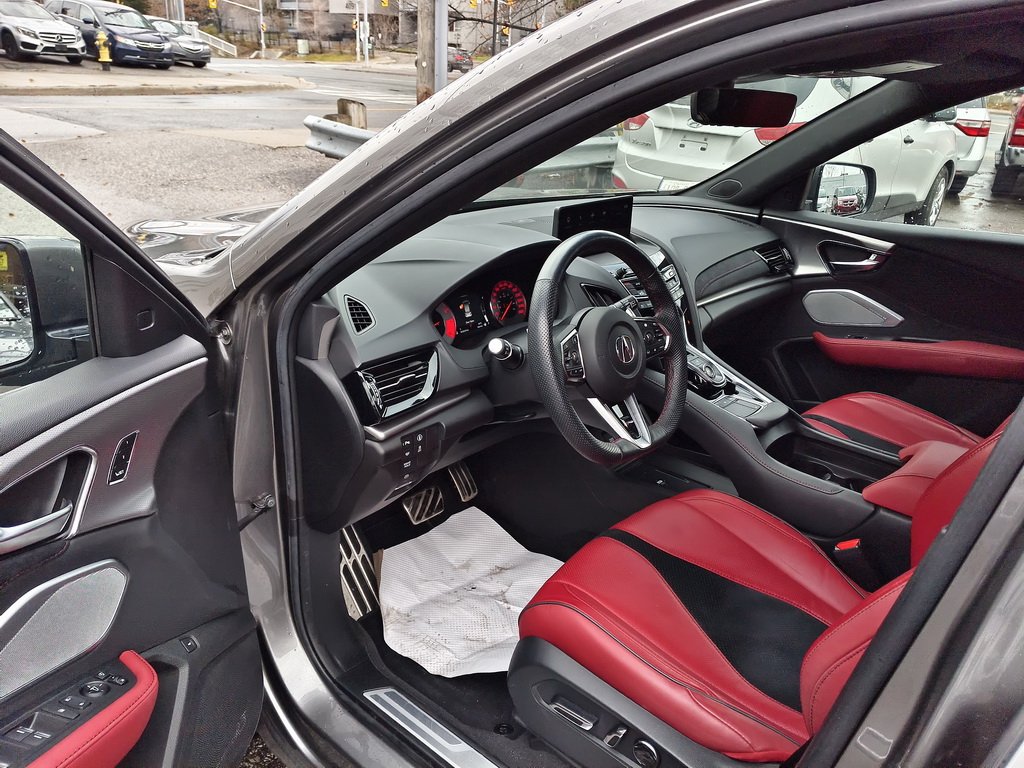 2023 Acura RDX view 5