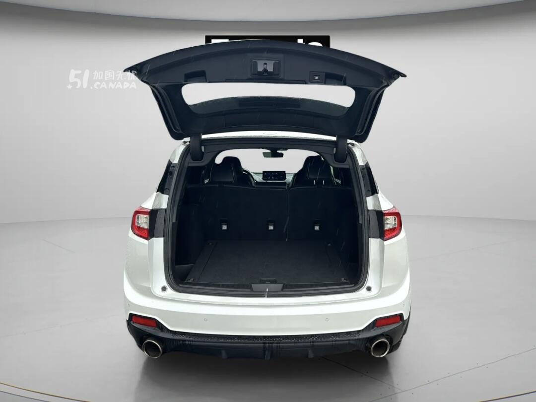 2020 Acura RDX view 9