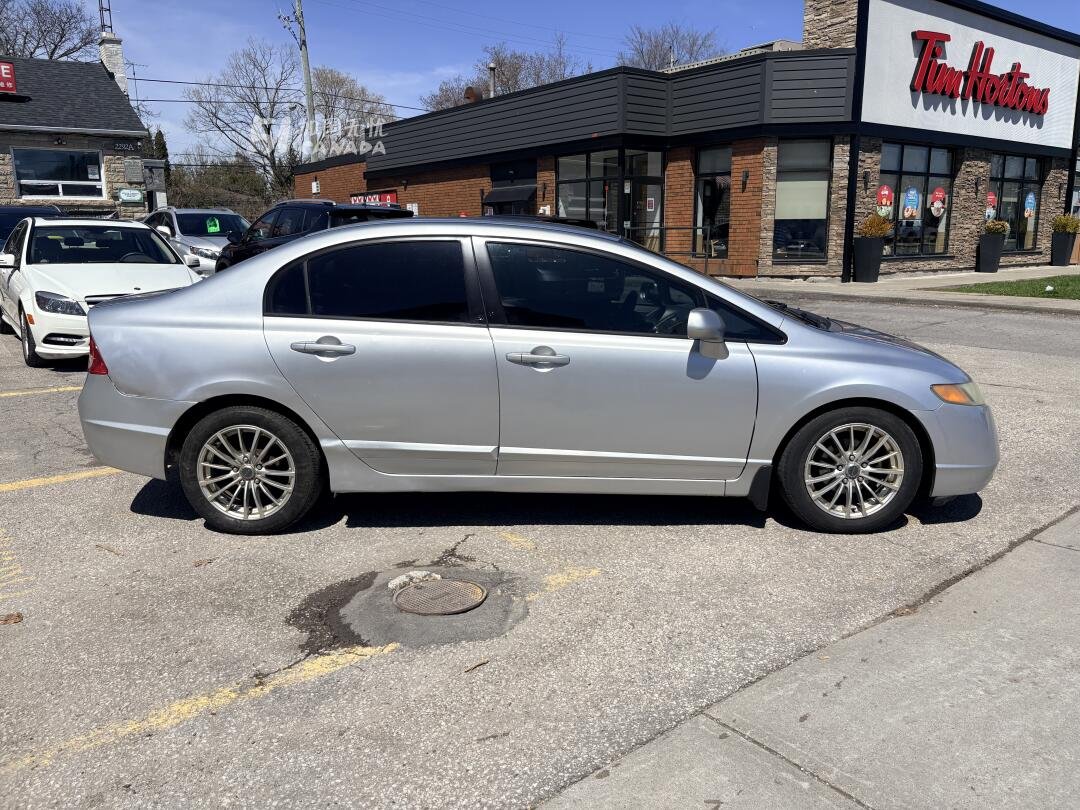 2007 Honda Civic view 4