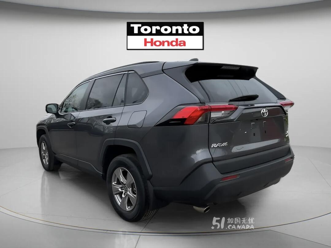 2025 Toyota RAV 4 view 3