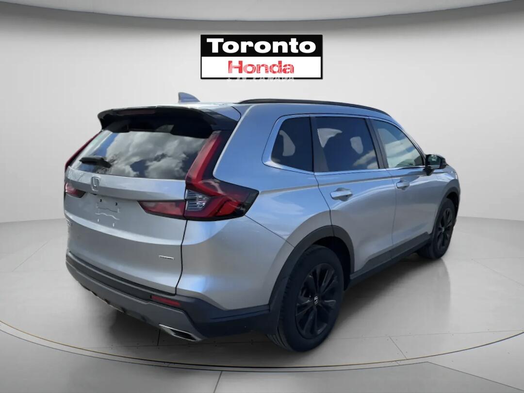 2025 Honda CR-V view 3
