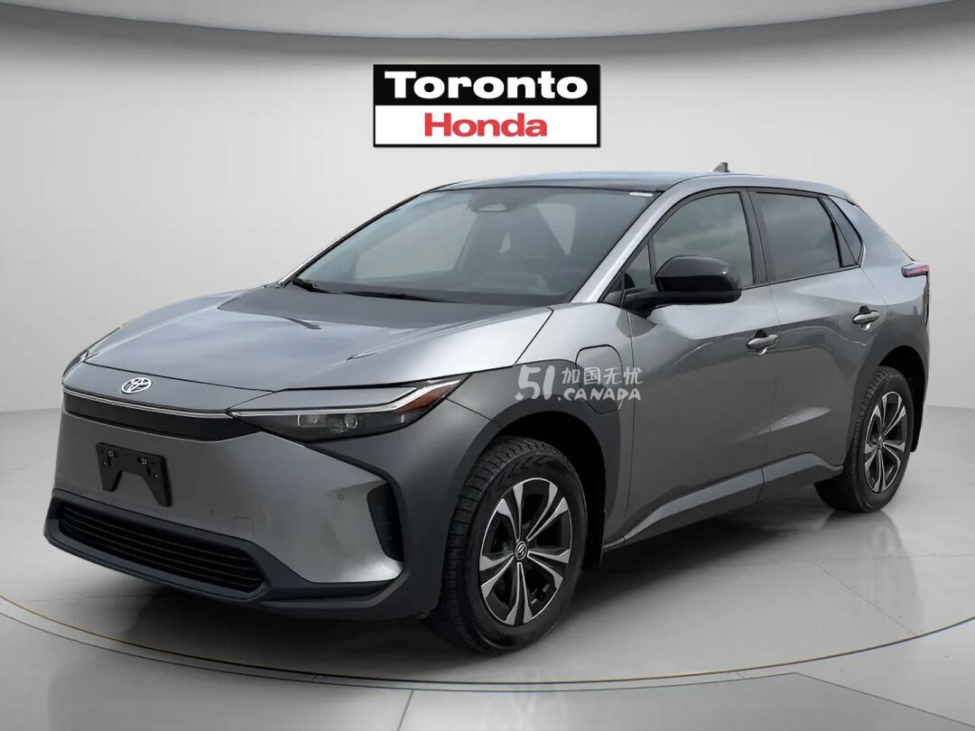 2023 Toyota bZ4X view 1