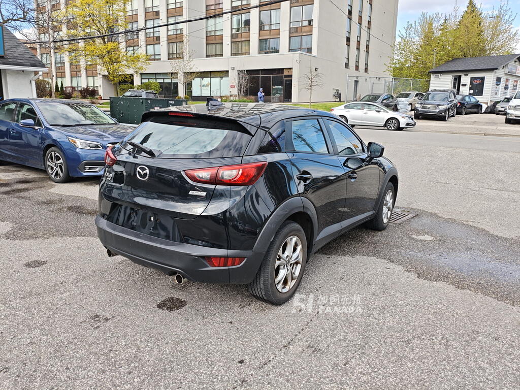 2017 Mazda CX-3 view 2