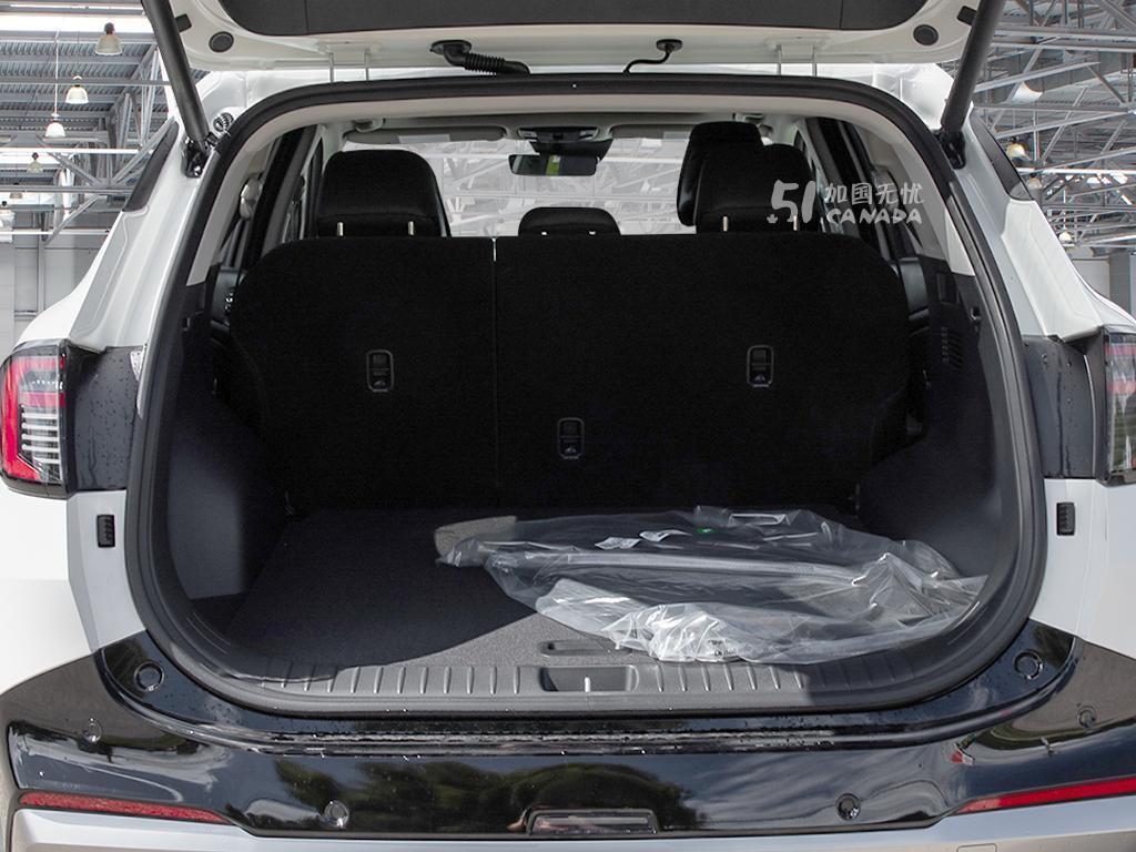2026 Kia Sportage Hybrid view 3